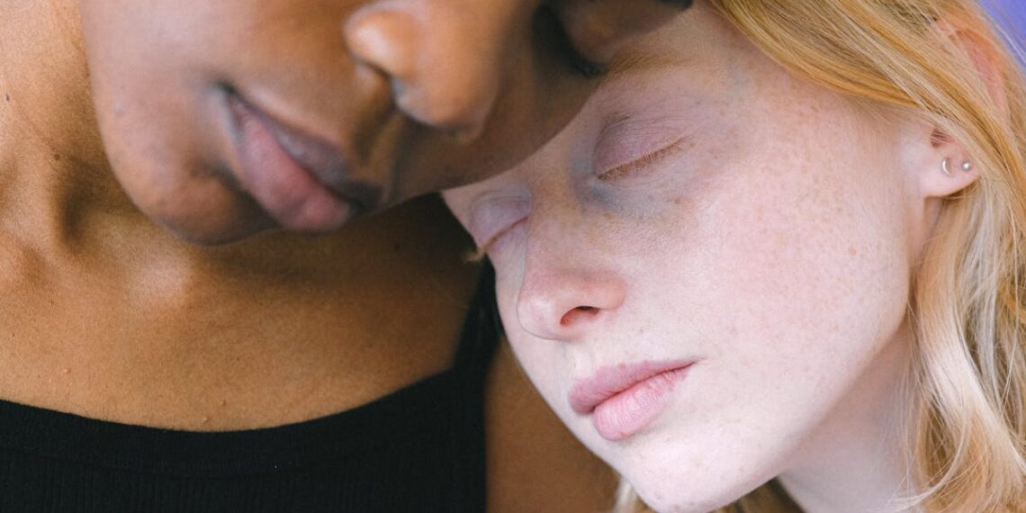 tapered short platinum blonde hair on black girl