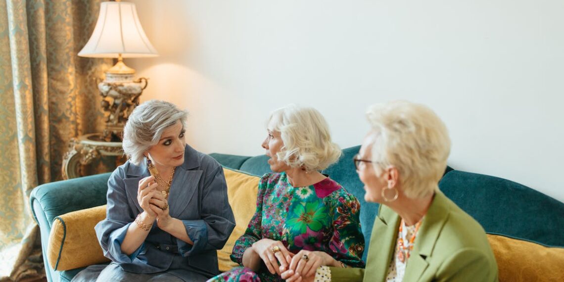 low maintenance hairstyles for 50 year old woman