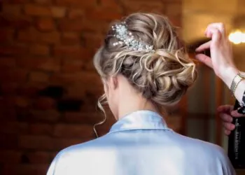 shoulder length wedding hairstyles for medium length hair half up